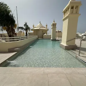  Apartment In Puerto Marina