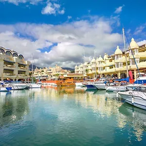 Puerto Marina Waterfront Appartement